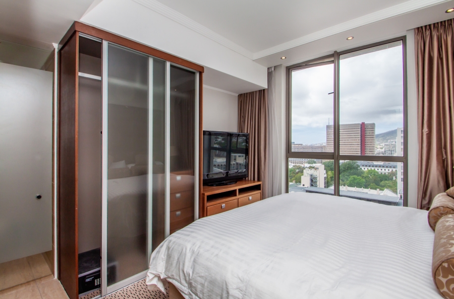 2 Bedroom Property for Sale in Cape Town City Centre Western Cape